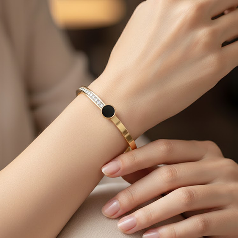 Anti-tarnish Onyx Bangle 