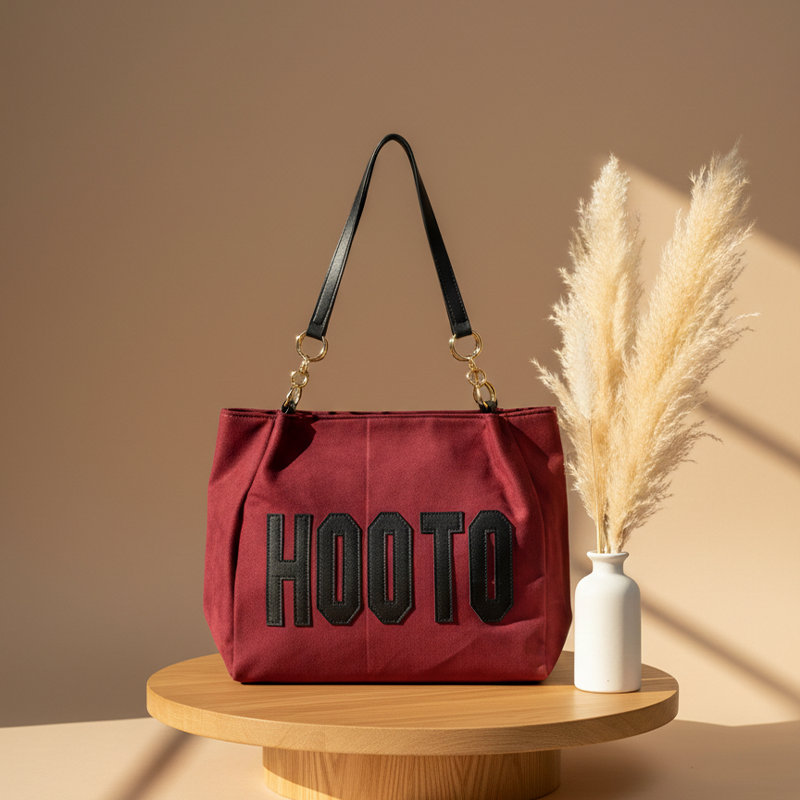 Hooto Tote Bag